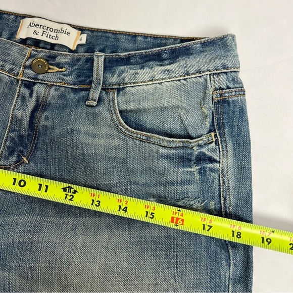 ABERCROMBIE & FITCH Women’s Blue Jean Sz 4 Distressed - Picture 9 of 12